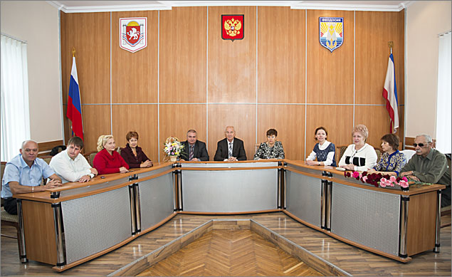 В горсовет Феодосии прошли 6 партий 