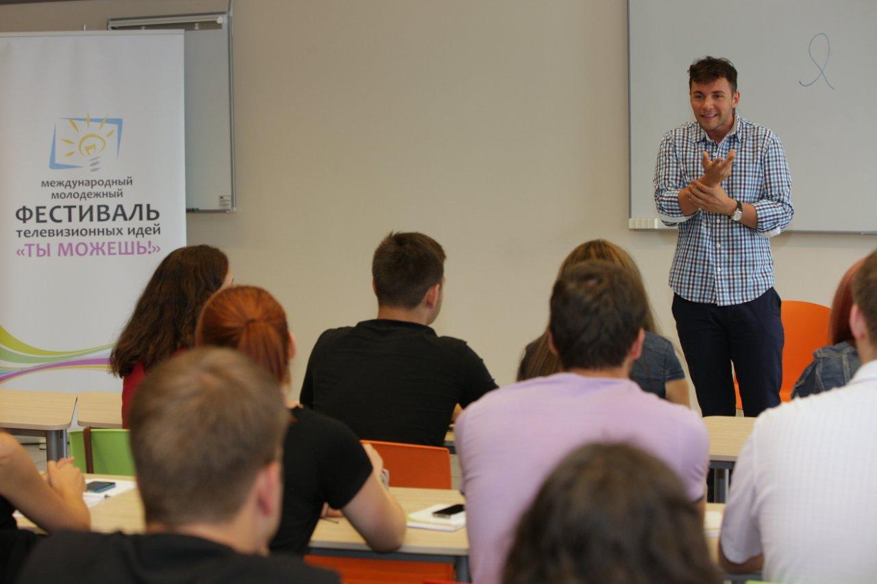 На фестиваль в Крыму приедут известные российские тележурналисты 