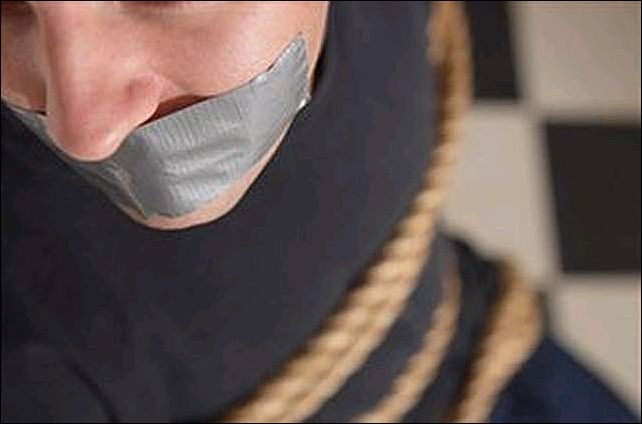 В Белогорске похитили двух человек В Белогорске похитили двух человек