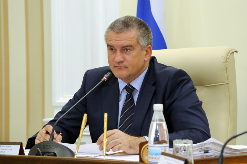 Аксёнов обсудил налоговые преференции в рамках крымской СЭЗ с членами правительства