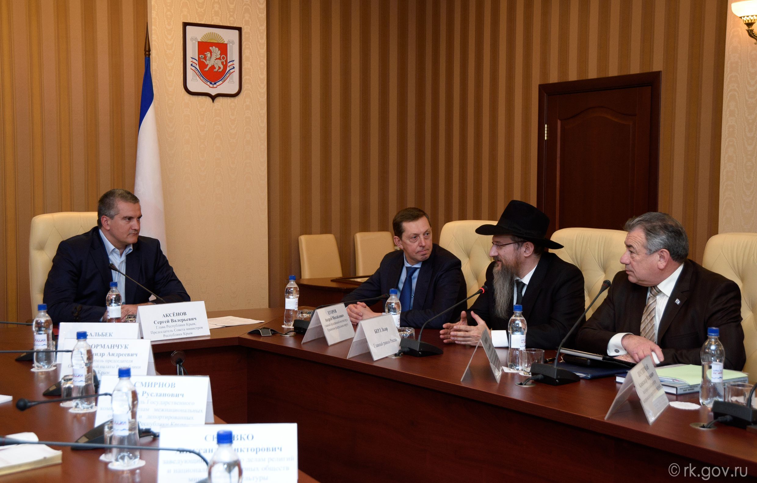 ​Сергей Аксёнов пообещал представителям еврейских организаций Крыма содействие в решении их проблем