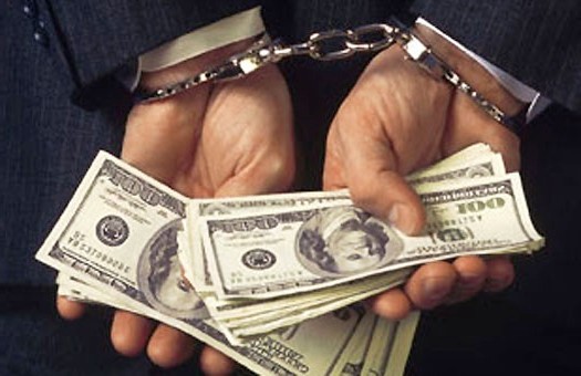 В Севастополе завершено расследование уголовного дела в отношении экс-депутата Заксобрания Севастополя по обвинению в мошенничестве