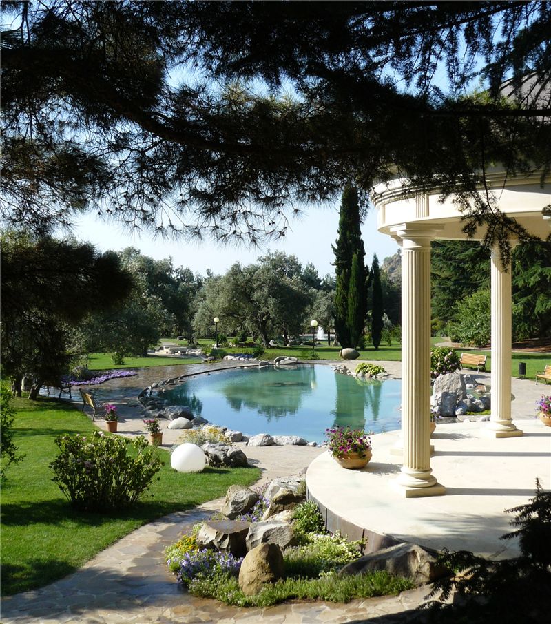 Суд отменил сделки о передаче в аренду санаторию «Айвазовское» заповедной земли в Партените Суд отменил сделки о передаче в аренду санаторию «Айвазовское» заповедной земли в Партените