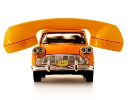 Руководство службы Taxi-Yaltamax.Ru заявило, что цены в сезон повышаться не будут