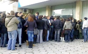 Очередей в социальных учреждениях Крыма быть не должно – Аксёнов Очередей в социальных учреждениях Крыма быть не должно – Аксёнов