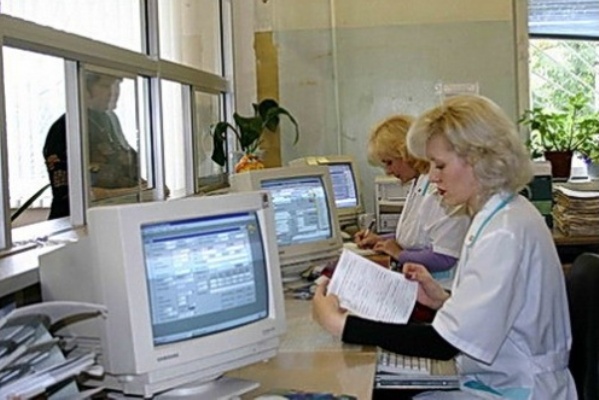 Крымским больницам определили порядок распределения доходов от платных медицинских услуг