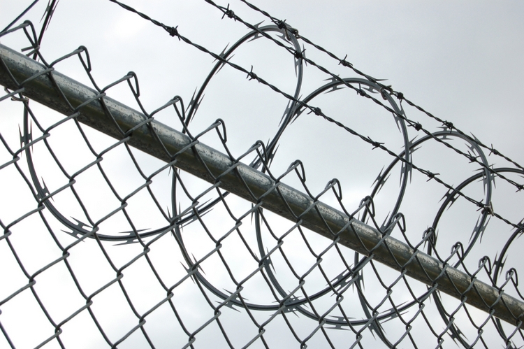 Организатор ОПГ "черных маклеров" из Ялты получил пожизненных срок Организатор ОПГ "черных маклеров" из Ялты получил пожизненных срок