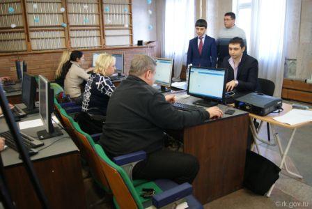 Руслан Бальбек открыл первый семинар для сотрудников муниципалитетов по обучению работе с земельной базой данных