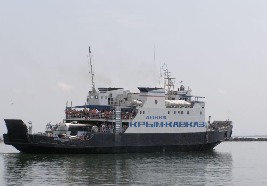 Керченская переправа перевезла за сутки 5188 пассажиров