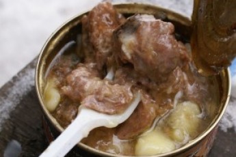 ​В Белогорском интернате по требованию прокуратуры уничтожена опасная тушёнка, которой кормили детей