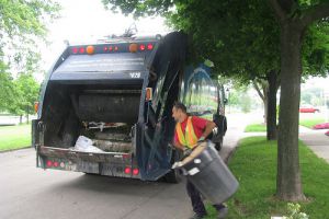 В Советском районе Крыма по протесту прокурора отменен налог на вывоз мусора В Советском районе Крыма по протесту прокурора отменен налог на вывоз мусора