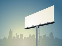 Из 4 тыс рекламных объектов в Крыму почти половина установлены с нарушениями Из 4 тыс рекламных объектов в Крыму почти половина установлены с нарушениями