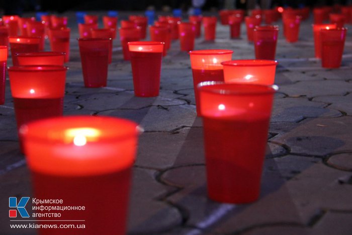 В Симферополе провели акцию «Зажги огонек в своем сердце»