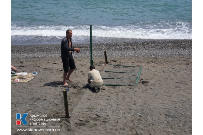 В Алуште создана комиссия по выявлению незаконных конструкций на пляжах