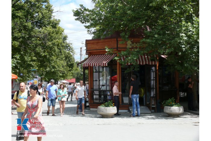 Премьер Крыма пообещал избавить центр Симферополя от кофейни до конца недели