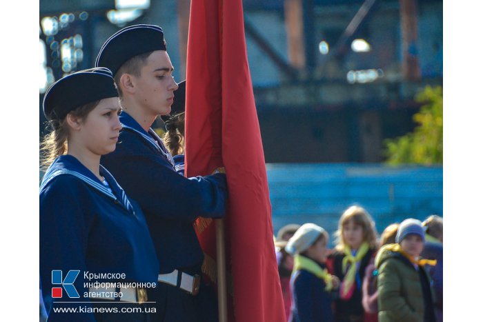 Около 3 тыс. школьников посвятили в «севастопольцы»