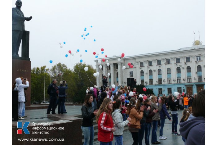 В Симферополе прошел тысячный танцевальный флешмоб