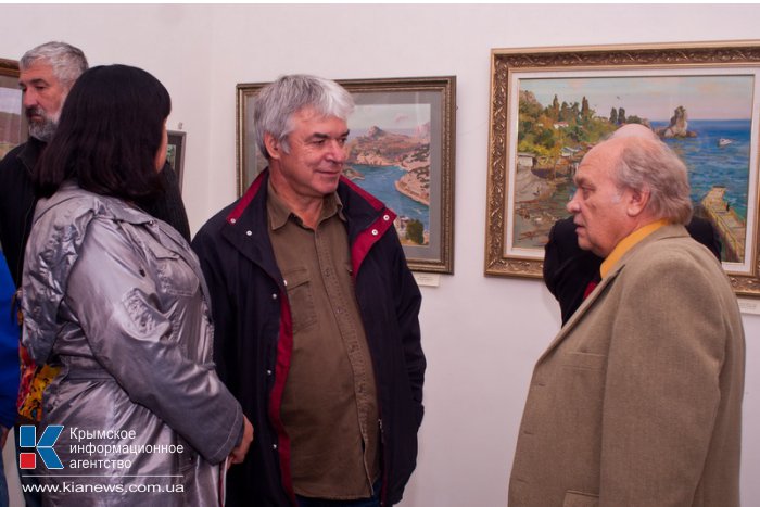 В Севастополе открылась персональная выставка Владимира Ольхова
