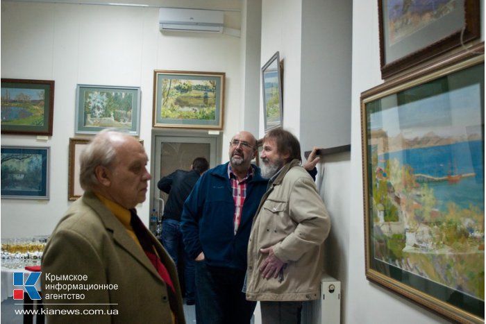 В Севастополе открылась персональная выставка Владимира Ольхова