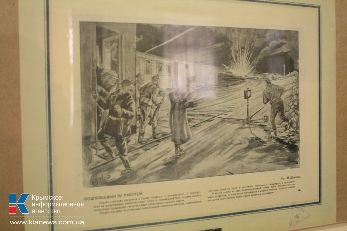 В Симферополе открыли две выставки об Отечественной войне