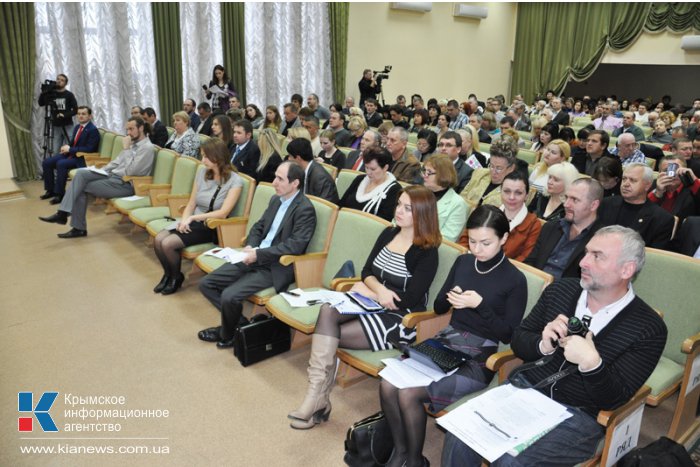 В Симферополе провели Всекрымский форум общественности