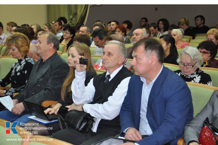 В Симферополе провели Всекрымский форум общественности