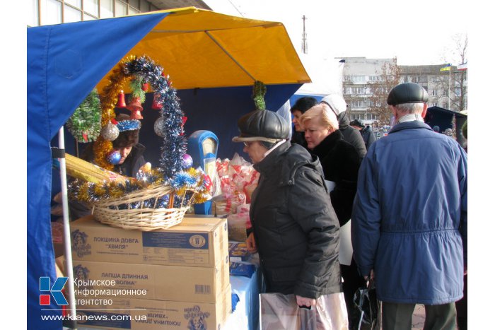 В Симферополе открыли новогоднюю ярмарку