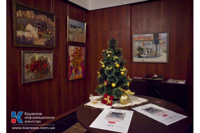В Севастополе открылась новогодняя выставка 