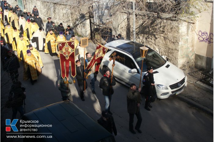 В Севастополе в День Андрея Первозванного провели крестный ход 