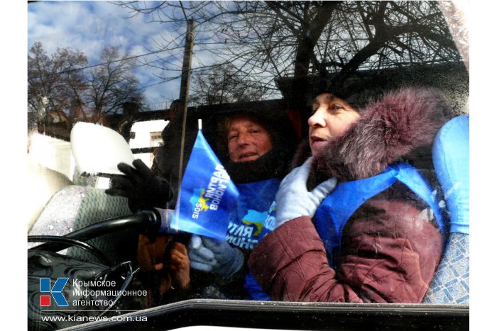 Крымчане вышли на митинг против «оранжевого» переворота