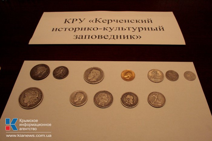 Крымская таможня передала 123 раритета в фонды музеев полуострова