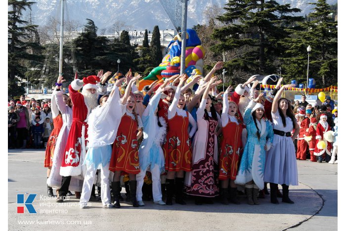 В Ялте состоялся ежегодный «Мороз-парад»