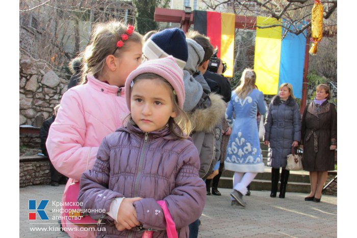 В Симферополе открылась рождественская ярмарка