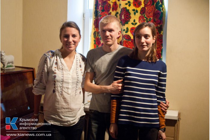 В Севастополе встретили московских художников