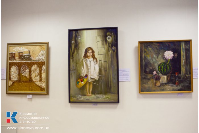 В Севастополе открыли выставку памяти Высоцкому 