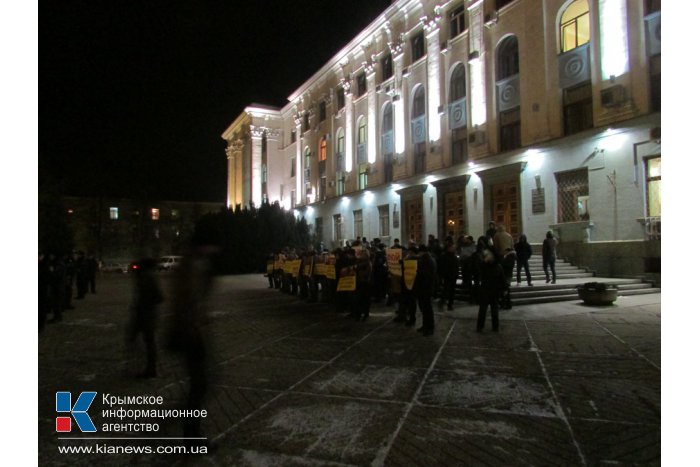 В Симферополе прошел митинг в поддержку власти