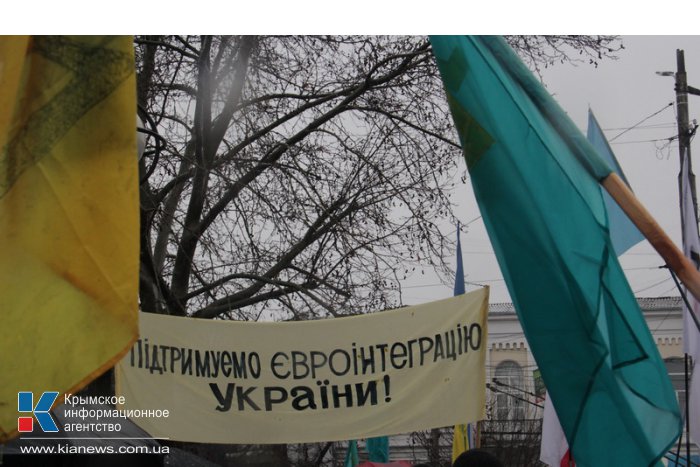 Крымские татары провели митинг в Симферополе 