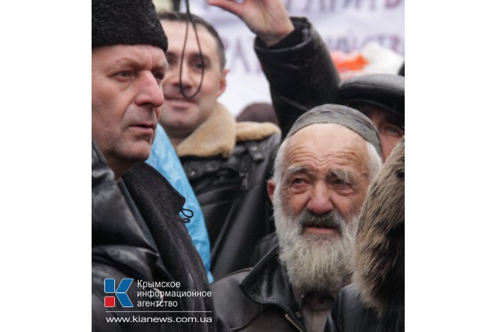 Крымские татары провели митинг в Симферополе 