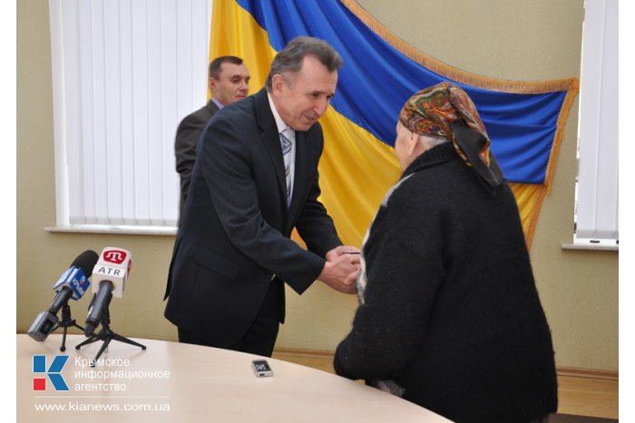 В Крыму 20 многодетных крымчанок получили звания «Мать-героиня»