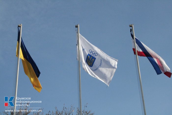 В Симферополе подняли флаг по случаю открытия зимних Олимпийских игр