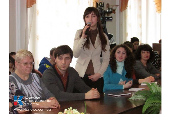 Крымские депутаты встретились со студентами КИПУ