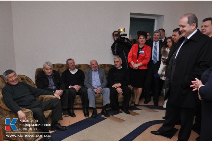 Крымский премьер посетил социальный комплекс в Красногвардейском районе