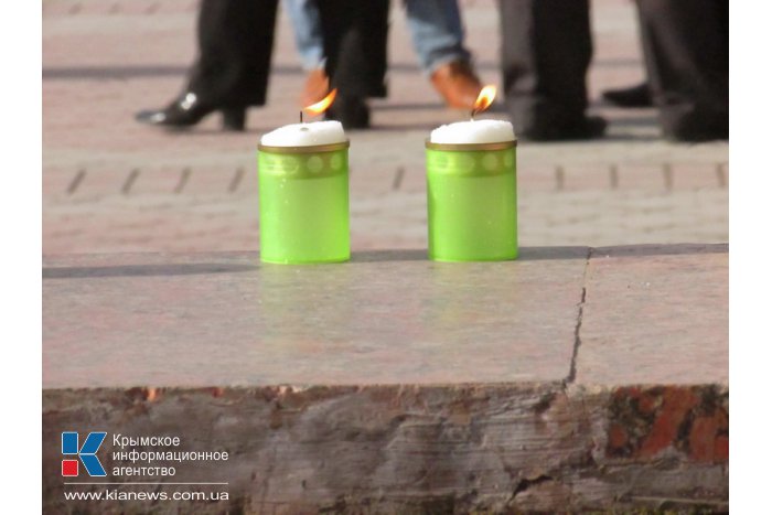 В Крыму почтили память погибших в Киеве правоохранителей