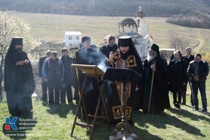 В Крыму почтили память погибших жителей сожженного села Лаки