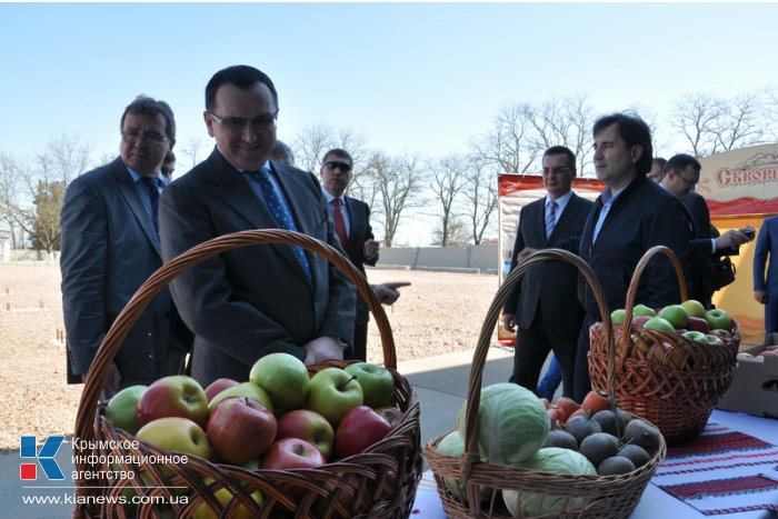Министр сельского хозяйства РФ посетил предприятия Крыма