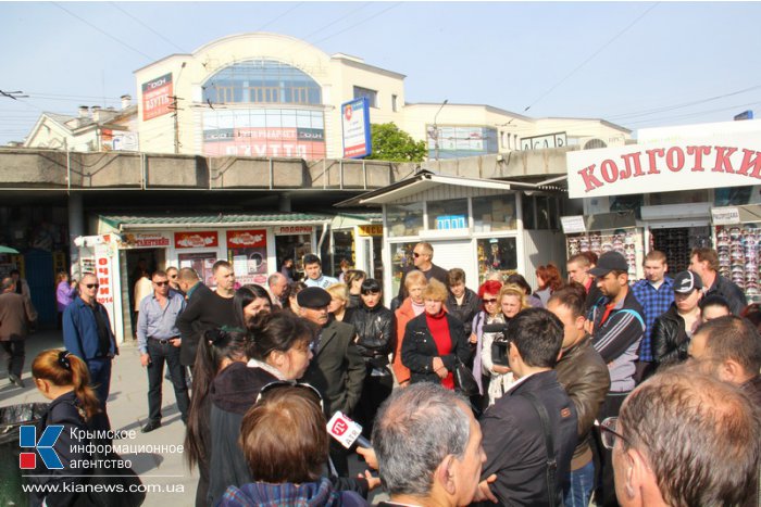 Предприниматели подземных переходов Симферополя митинговали против смены руководства