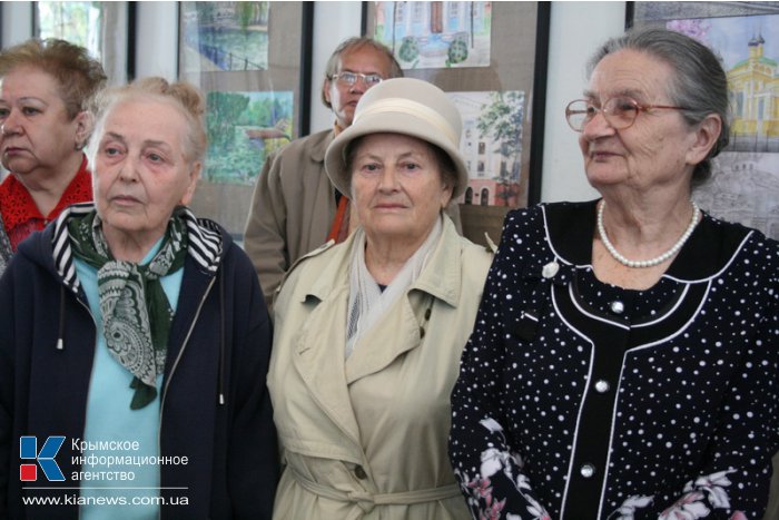 В Симферополе презентовали рушник-рекордсмен