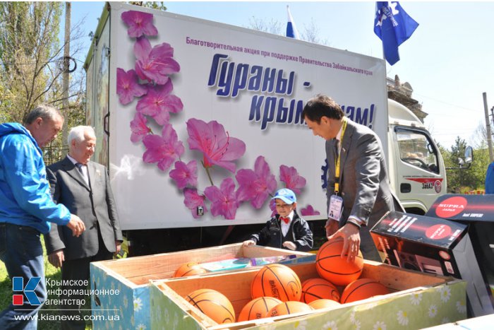 В Крым из Читы прибыла гуманитарная помощь для детских домов