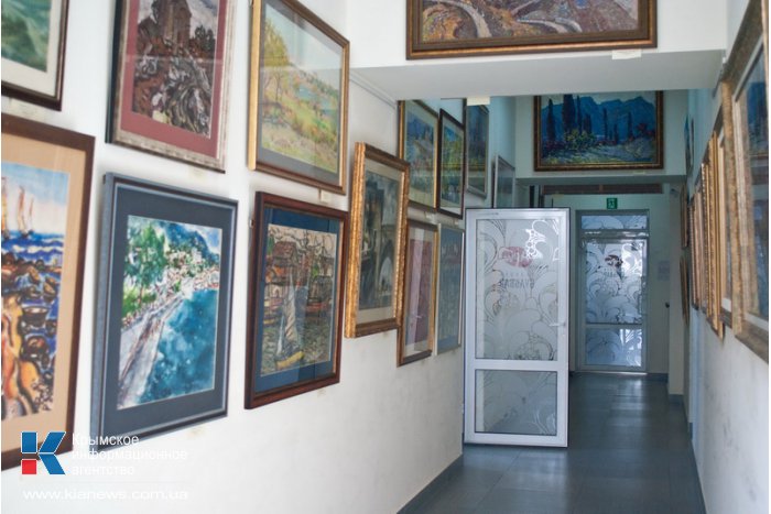 В Севастополе открылась выставка «Наш Крым» 