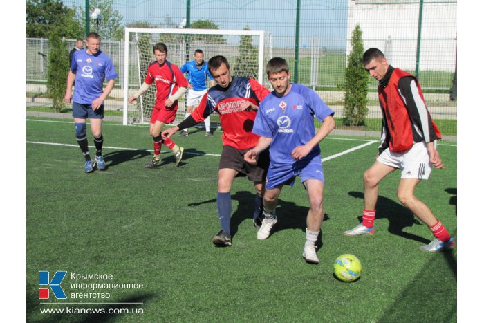 «Крымаэронавигация» провела турнир по мини-футболу